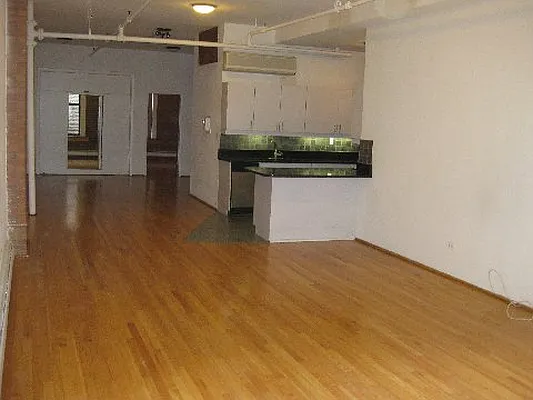 Rented by Tabak Real Estate | media 3