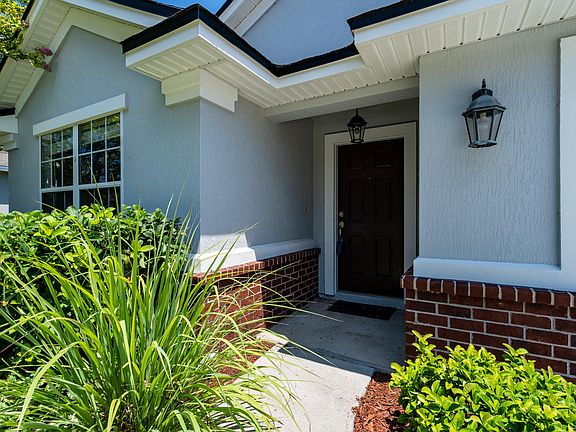 4th image of 6359 Green Myrtle Dr