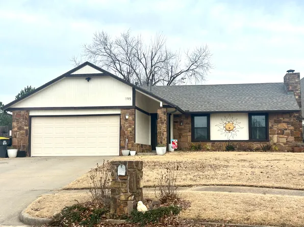 195 W 115th Ct, Jenks, OK 74037