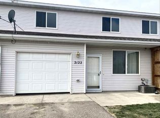 2122 14th St NW, Minot, ND 58703