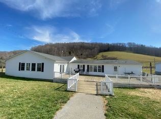 5608 Abbs Valley Rd, Bluefield, VA 24605