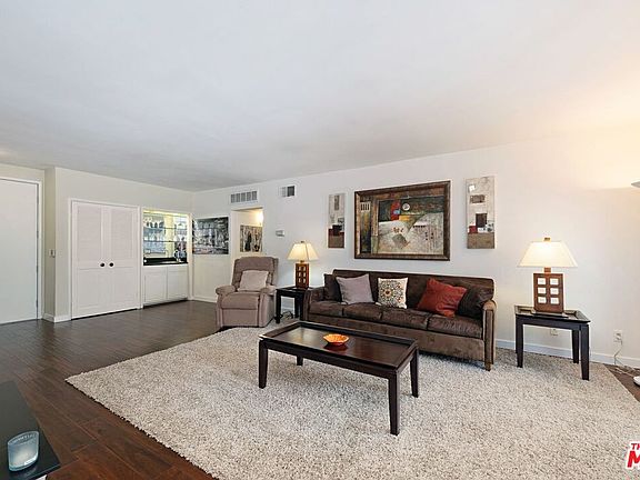 5th image of 836 S Bundy Dr APT 405