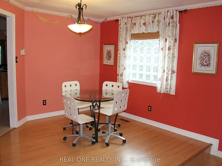 1019 Aldersbrook Rd — Photo 17