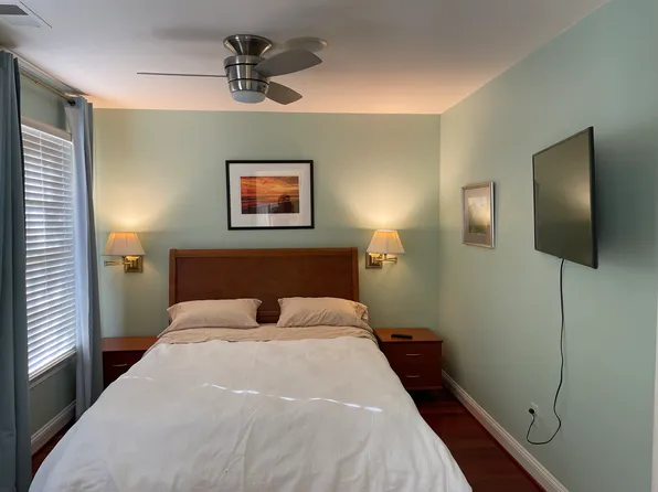 11 Franklin St, Alexandria, VA 22314