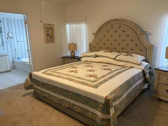 2nd image of 1732 Primrose Ln #1732
