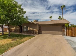 916 W Jerome Cir, Mesa, AZ 85210