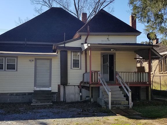 4th image of 2215 Highland Ave