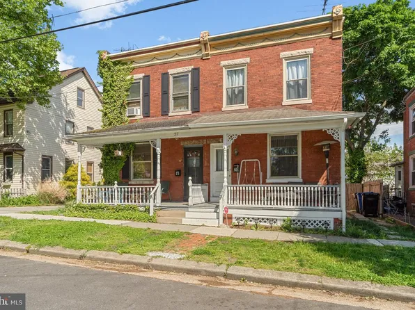 22 Laurel St, Woodbury, NJ 08096