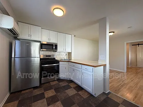 411 7th St Photo 1