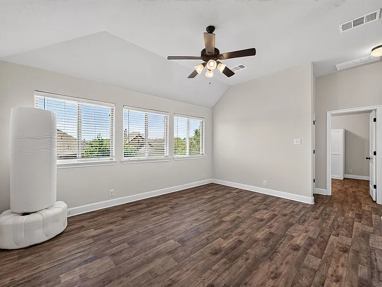 219 Woods Of Boerne Blvd — Photo 24