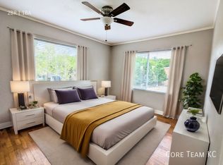1114 W 45th St #1110-3, Kansas City, MO 64111