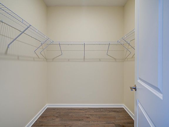 3rd image of 2107 Kensington Ave