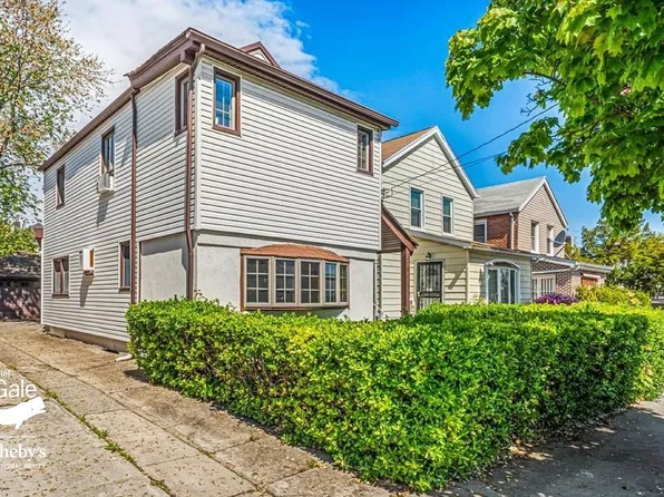 9043 70th Dr, Forest Hills, NY 11375