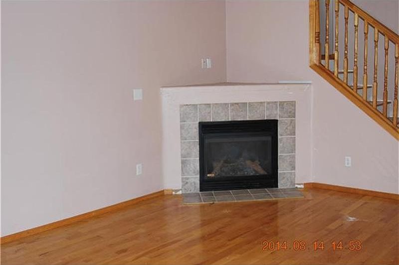 2nd image of 13732 NE Couch St