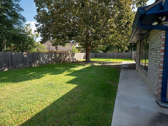 3rd image of 12720 Satinwood Ln