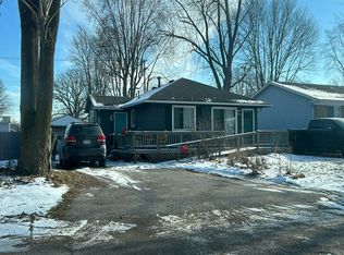 39354 Ormsby St, Clinton Township, MI 48036