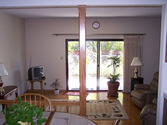 Family Room & Fireplace