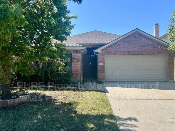 321 Fossil Bridge Dr, Fort Worth, TX 76131