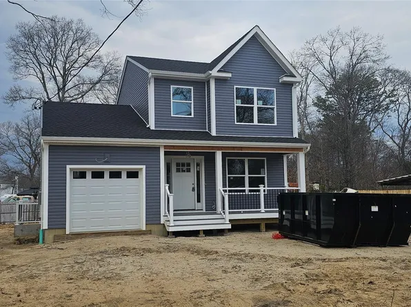 89 Wood Avenue, Mastic, NY 11950