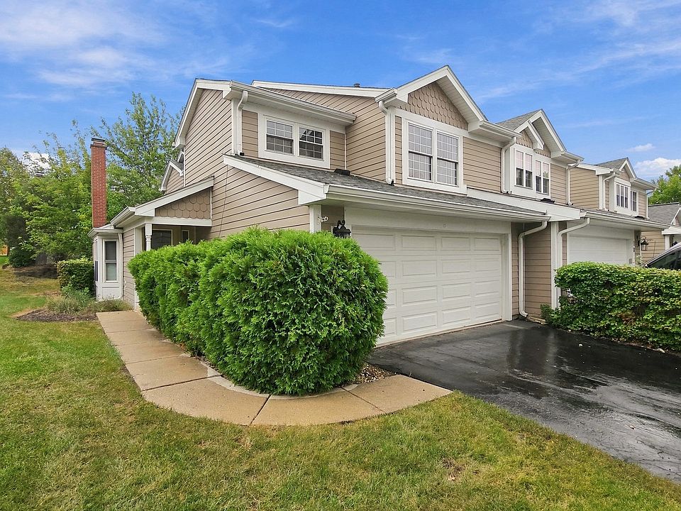 1st image of 20 Sarahs Grove Ln