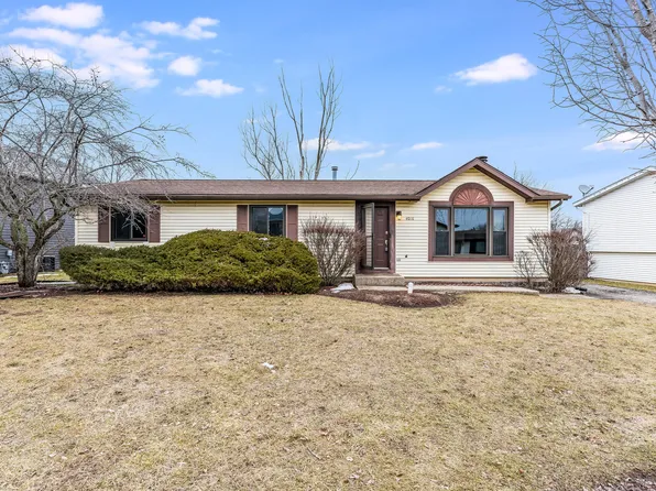4016 Thistle Ln, Zion, IL 60099
