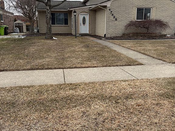 2nd image of 47825 N Chrys Rd W