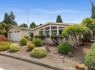 818 243rd St SW, Bothell, WA 98021