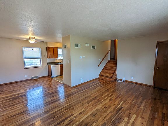2nd image of 407 NE Orchard St APT B