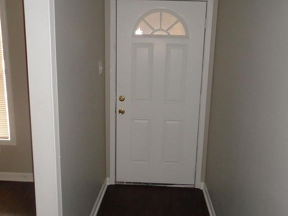 5th image of 3719 King James Dr