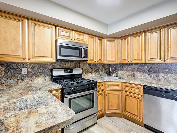 5th image of 500 Seaview Ave #2821928cd