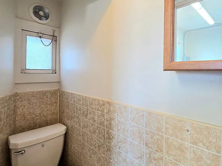 124 N Buchanan Ave — Photo 10