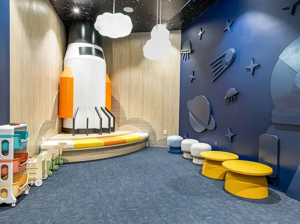 99 Fleet Place image 37 of 40