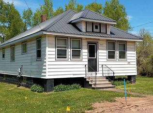 948 Sutherland Ave, Ironwood, MI 49938