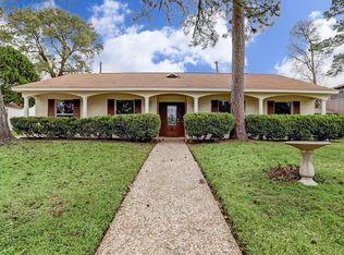 19018 Enchanted Oaks Dr, Spring, TX 77388