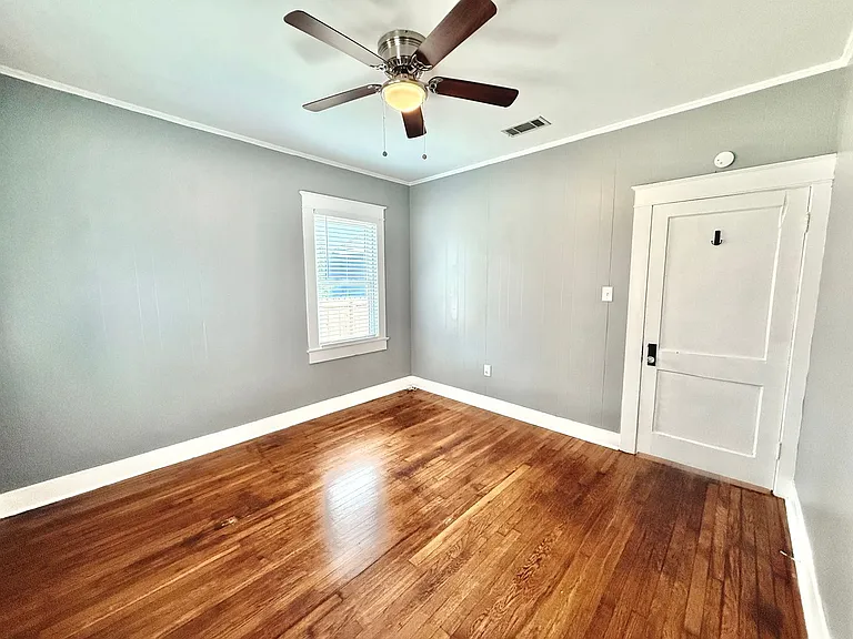 413 Edison St — Photo 11
