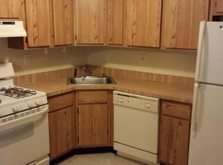 13-2 Phoenix Ct, Freehold, NJ 07728