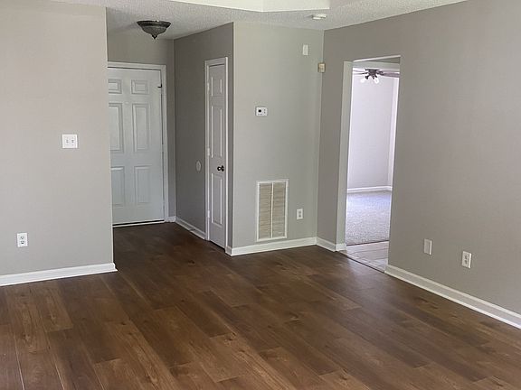 3rd image of 838 Turtle Creek Rd