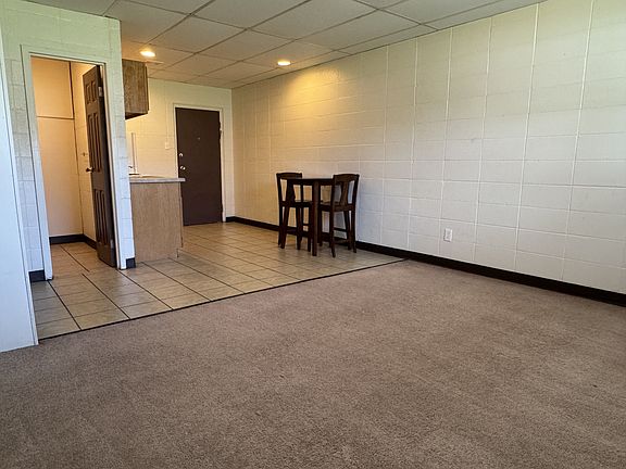 2nd image of 535 S Lincoln St #11373944