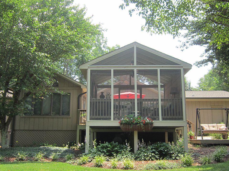 2nd image of 103 Summerwood Ln