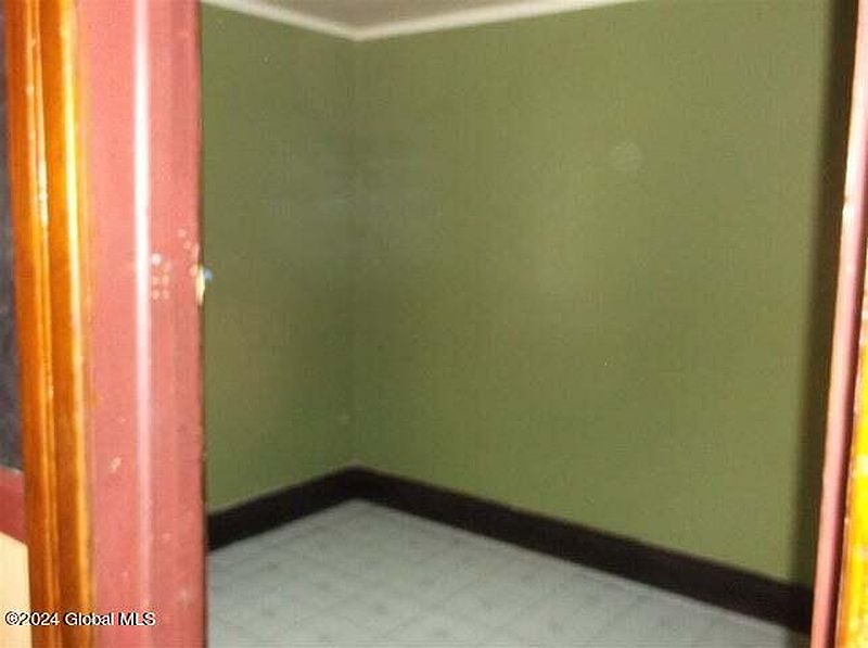 5th image of 312 Third Street