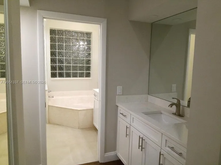 9367 Lake Serena Dr — Photo 11