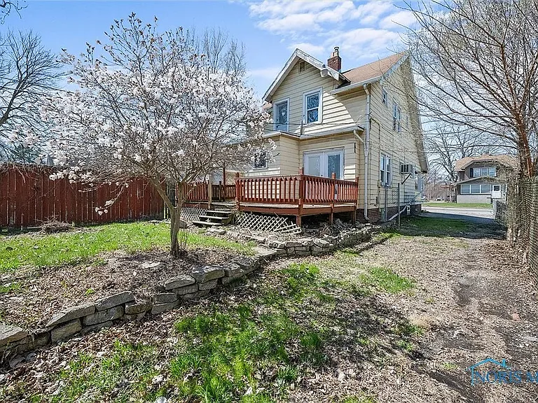 519 S Detroit Ave — Photo 3