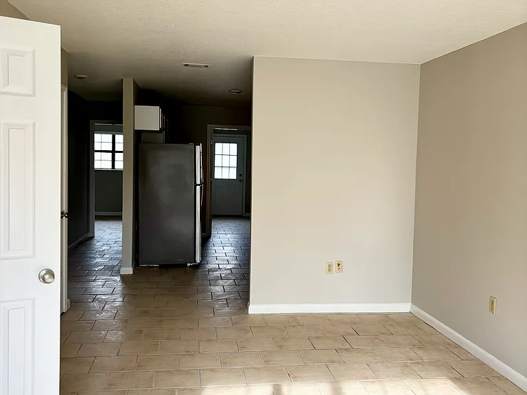 221A Cannon St — Photo 2