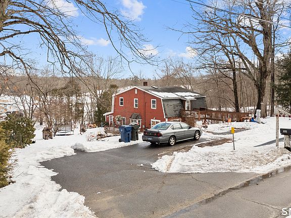 4th image of 1008 Windham Road