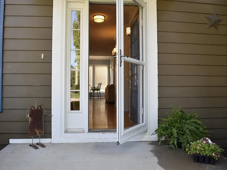 14306 S Summit Ct — Photo 35