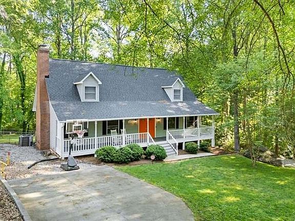 3rd image of 117 Ashley Rd
