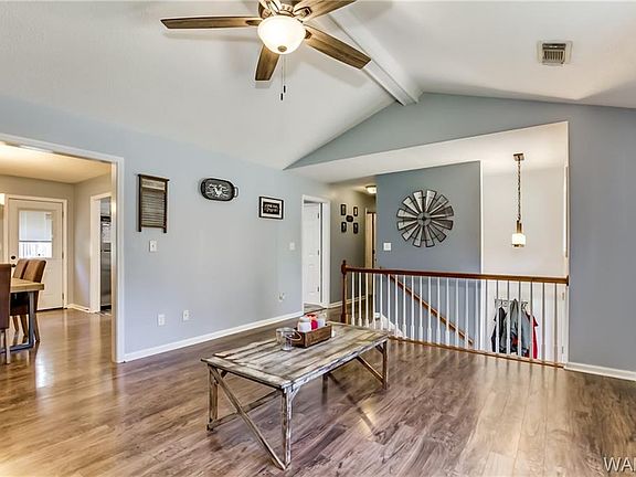 5th image of 10531 Rolling Valley Dr