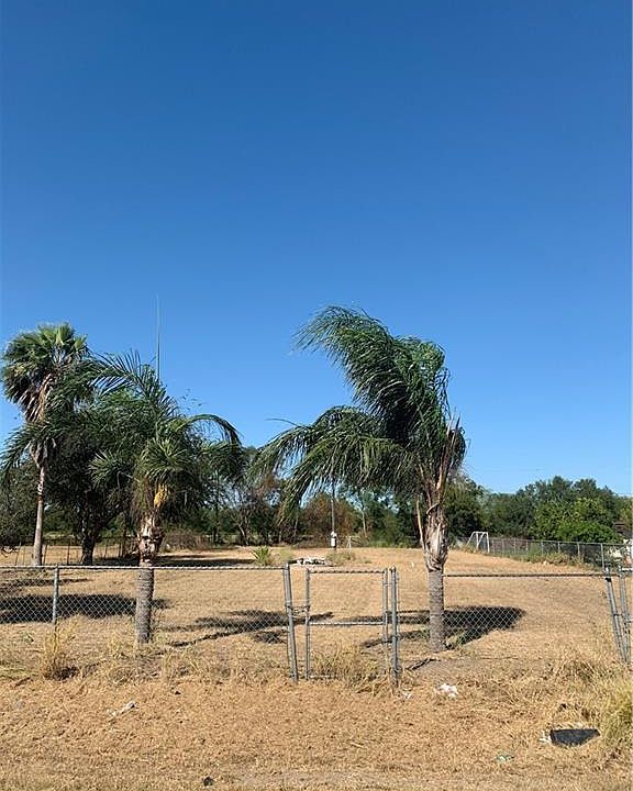 2nd image of 2500 Coby Dr