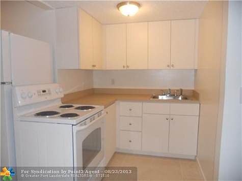 5th image of 9630 NW 35th St APT 7