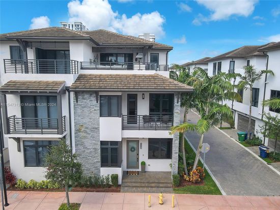 8431 NW 47th St #8431, Miami, FL 33166